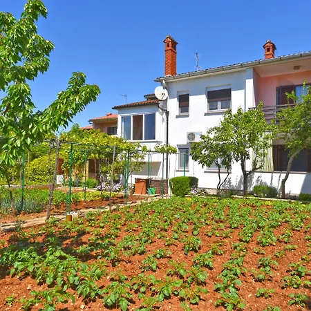 Apartman Nevina 1230 Pula