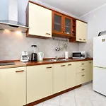 Apartment Nevina 1230 *