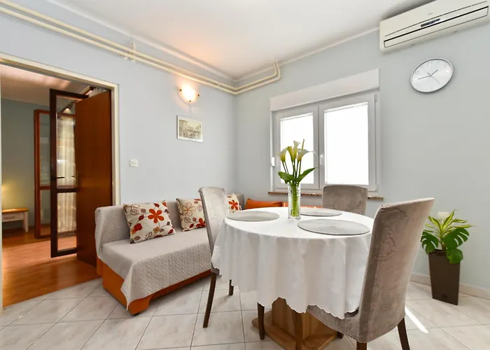 Nevina 1230 Lejlighed *