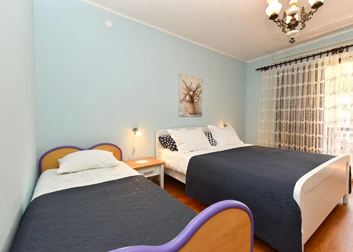 Apartment Nevina 1230 Pula